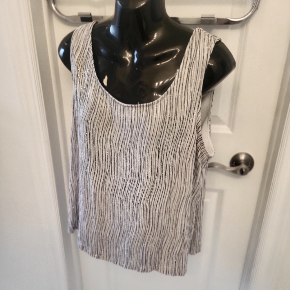 Sleeveless blouse